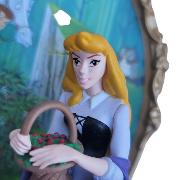 Vintage Disney Sleeping Beauty Ornament Aurora in Forest Scene - Picture 4 of 10